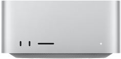 Mac Studio, forsiden, to USB-C-porter, SDXC-kortplass, statusindikatorlys, smalnet sokkel nederst, flat topp, avrundede sider, rette kanter, sølvfarget, Mac Studio, baksiden, perforert aluminiumskabinett, fire Thunderbolt 5-porter, én Ethernet-port, én strømforsyning, to USB-A-porter, én HDMI-port, én hodetelefonutgang og av/på-knapp