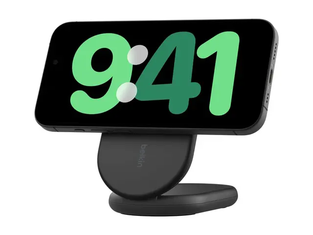 Belkin BoostCharge - Trådløst ladestativ magnetisk, sammenleggbar,...