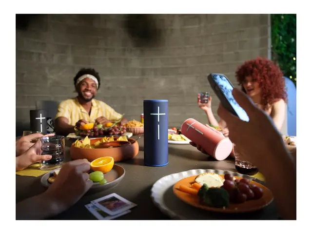Ultimate Ears MEGABOOM 4 - Høyttaler for bærbar bruk trådløs Bluet...