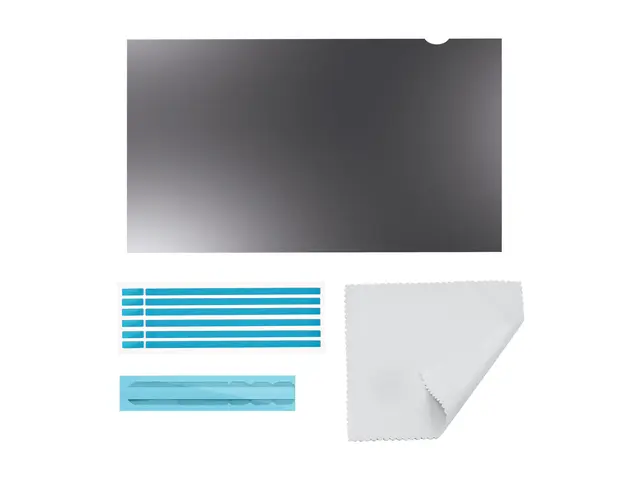 StarTech.com 13.3in Laptop Privacy Screen, Anti-Glare Filter for W...