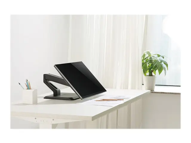 Neomounts FPMA-D885 - Stativ full bevegelse for LCD-skjerm svart s...