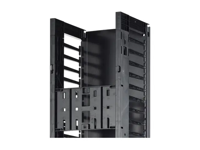 APC Cable Management - Rack-kabelføringssett - svart - for P/N: NB...
