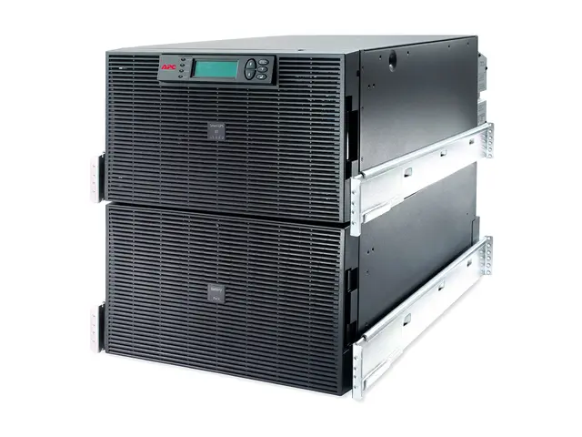 APC Smart-UPS RT - UPS (kan monteres i rack) - AC 220/230/240 V - ...