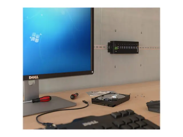 StarTech.com 10-Port USB 3.0 Hub - Metal Industrial USB-A with ESD...