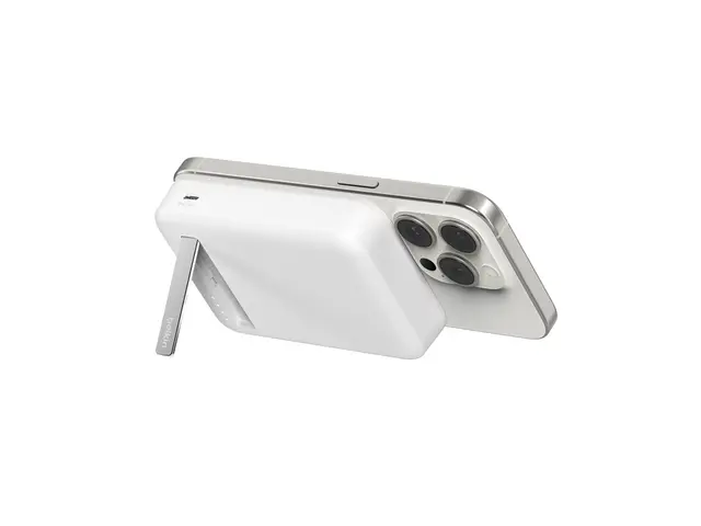 Belkin BoostCharge Pro - Trådløs nødlader magnetisk med Qi2 10000 ...