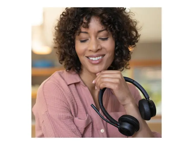 Poly Voyager 4320 - 4300 series hodesett on-ear Bluetooth trådløs,...