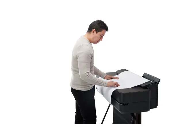 HP DesignJet T650 - 24" storformatsskriver farge ink-jet Rull A1 6...