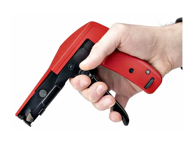 StarTech.com Nylon Cable Tie Gun, Zip Tightener/Install Tool, TAA ...