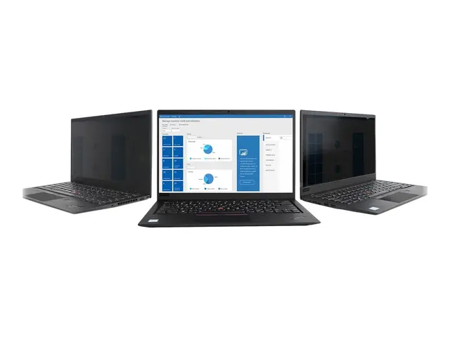 StarTech.com 15.6-inch 16:9 Laptop Privacy Filter, Anti-Glare Scre...
