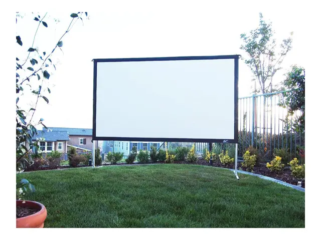Elite Screens Yard Master 2 Series OMS120H2 - Projeksjonsskjerm me...