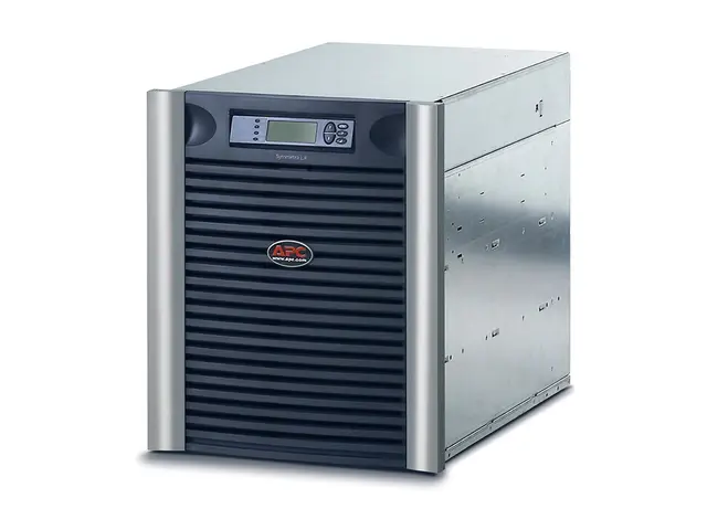 APC Symmetra LX 8kVA Scalable to N+1 - strømarray 8000 VA