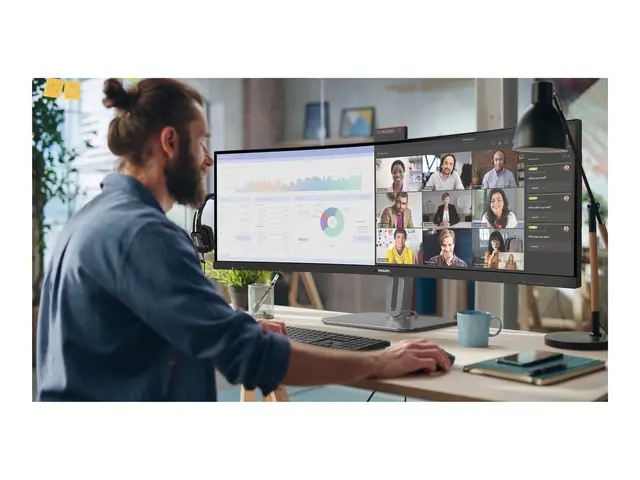 Philips 49B2U6900CH - 6000 Series LED-skjerm kurvet USB 49" (48.8"...