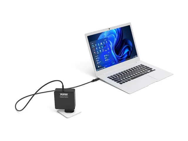 PORT Connect - Strømadapter universal AC 100-240 V 90 watt Europa