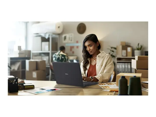 Dell Pro Max 16 Premium MA16250 - AI Ready 16" Intel Core Ultra 7 ...