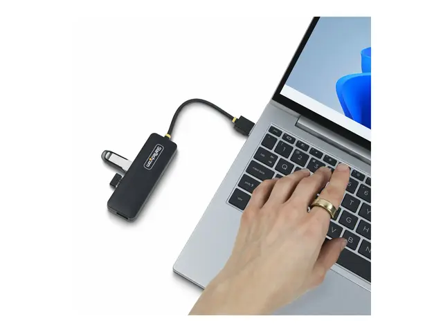 StarTech.com 4-Port USB-A Hub, 5Gbps, Bus Powered, Small Travel Mi...