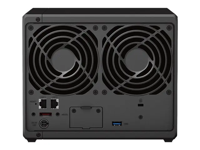 Synology Disk Station DS923+ - NAS-server 4 brønner SATA 6Gb/s / e...