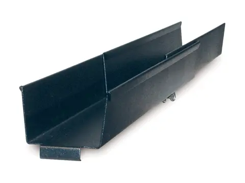 APC - Kabelstyringskanal - svart - for P/N: SMX1500RMNCUS, SRT1000RMXLI, SRT1000RMXLI-NC, SRT10RMXLIX806, SRT5KRMXLW-TW