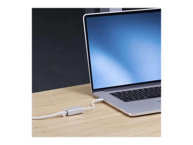 StarTech.com USB 3.0 to Gigabit Network Adapter - Silver - Sleek A...