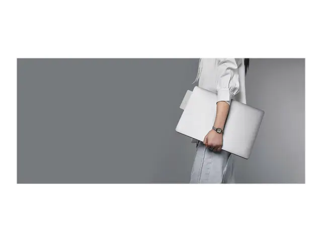 HyperDrive DUO Pro - dokkingstasjon USB-C x 2 HDMI, USB4 1GbE