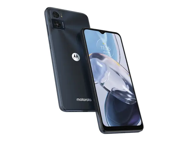 Motorola Moto E22 - Svart 64 GB