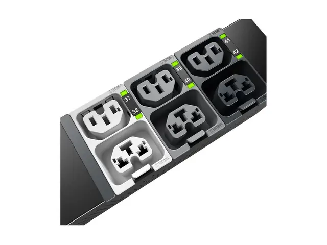 APC NetShelter Rack PDU Advanced - Strømfordelerenhet (kan montere...