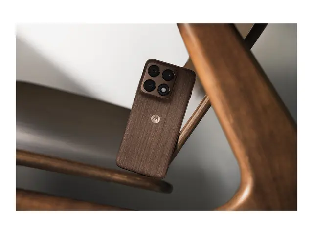 Motorola Edge 70 Pro - Pantone chicory coffee 512 GB 