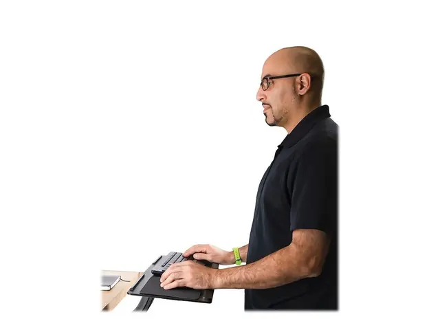 StarTech.com Under Desk Keyboard Tray, Full Motion & Height Adjust...