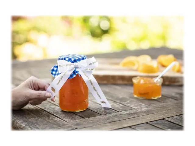 Brother TZe-R254 - Blank - gull på hvitt - Rull (2,4 cm x 4 m) 1 k...