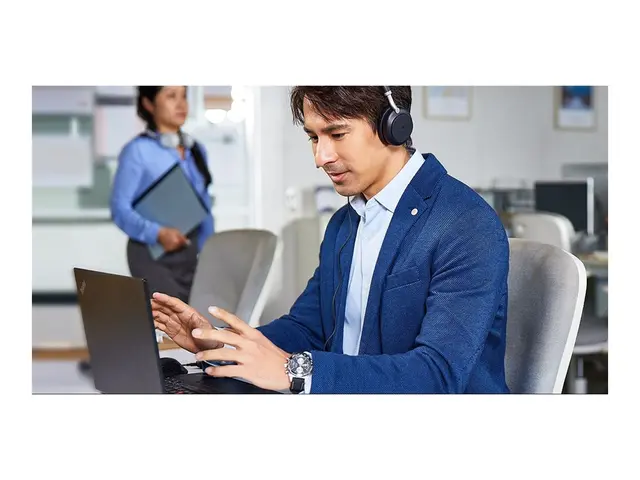 Yealink UH38 Dual - Hodesett on-ear Bluetooth trådløs, kablet USB-...