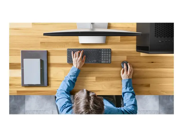 Dell Pro 7 KM746 - Tastatur- og mussett - oppladbar, kompakt - trå...