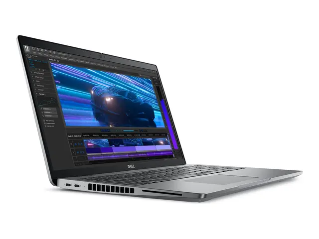 Dell Precision 3591 - AI Ready 15.6" Intel Core Ultra 7 155H 32 GB...