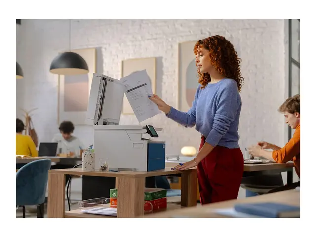 HP LaserJet Pro MFP 4113dw - Multifunksjonsskriver - S/H - laser -...