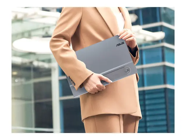 ASUS ZenScreen OLED MQ16AHE - OLED-skjerm 16" (16" synlig) portabe...