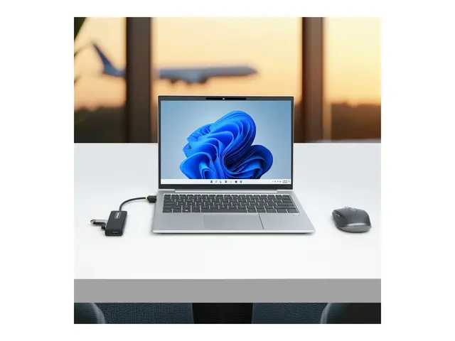 StarTech.com 4-Port USB-A Hub, 5Gbps, Bus Powered, Small Travel Mi...