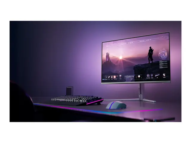 Philips Evnia 8000 32M2N8900P - OLED-skjerm gaming - USB - 32" (31.5" synlig) - 3840 x 2160 4K UHD (2160p) @ 240 Hz - 1500000:1 - DisplayHDR 500 True Black - 2xHDMI, DisplayPort, USB-C - høyttalere - hvit 