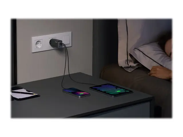 Anker 735 - Strømadapter 65 watt 5 A PowerIQ 4.0 3 utgangskontakte...