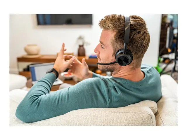 Poly Voyager 4320 - 4300 series hodesett on-ear Bluetooth trådløs,...