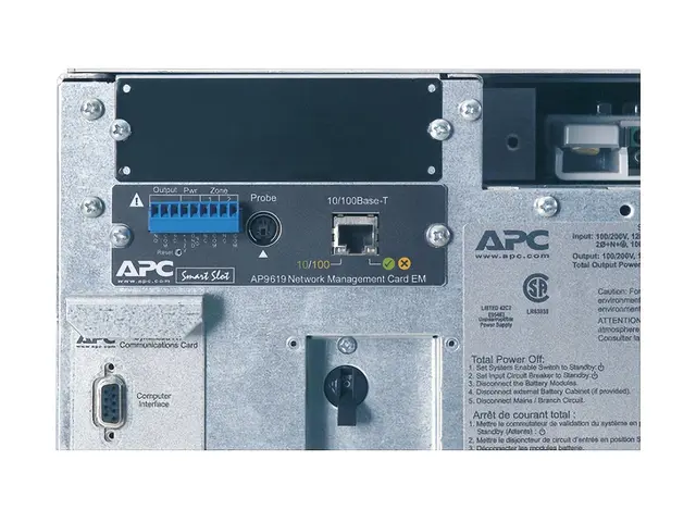 APC Symmetra LX 4kVA Scalable to 8kVA N+1 - Strømarray - AC 220/23...
