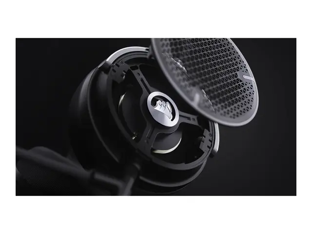 CORSAIR Gaming Virtuoso PRO - Hodesett full størrelse kablet svart