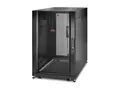 APC NetShelter SX - Rack skap - svart 18U - 19" - TAA-samsvar - for P/N: SMTL1500RM3UC, SMTL1500RMI3UC, SRT2200RMXLAUS, SRTL3KRM1UC, SRTL3KRM1UNC