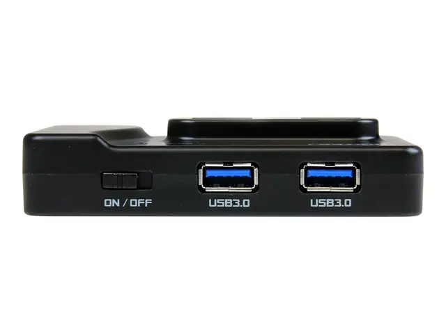 StarTech.com 7 Port USB Hub - 2 x USB 3A, 4 x USB 2A, 1 x Dedicate...