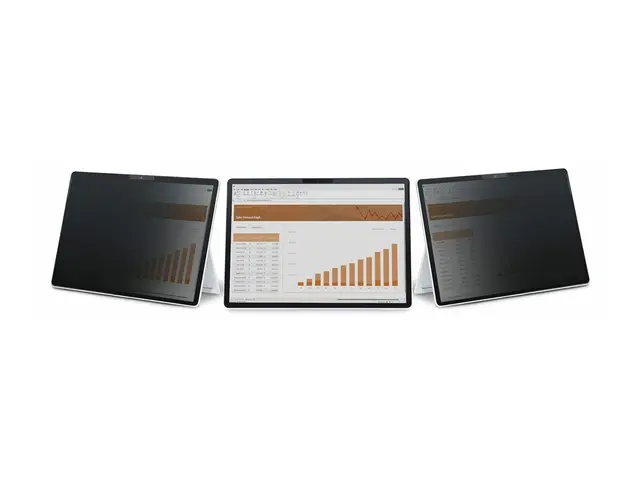 StarTech.com 4-Way Privacy Screen For 13-inch Surface Pro 8/9/X La...