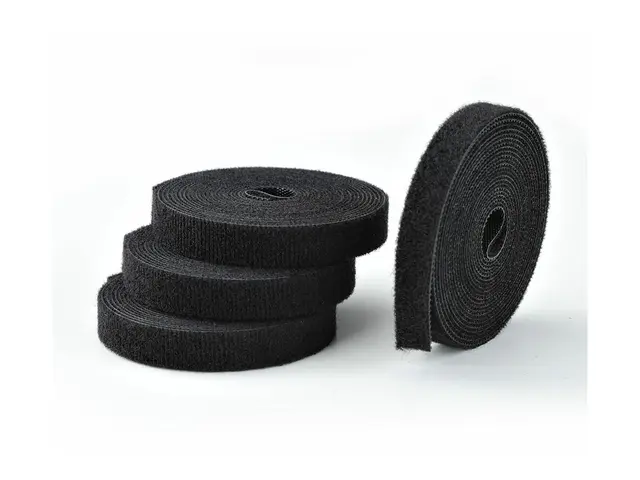 StarTech.com - Krok- og sløyfefesteinnretning 4.6 m svart (en pakk...