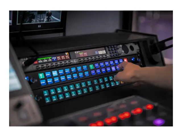 Elgato Stream Deck Studio - Tastegruppe - med NFC - bakbelysning -...