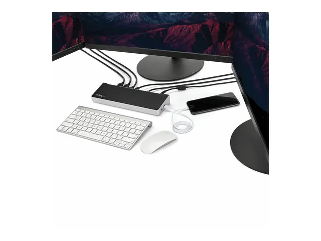 StarTech.com USB-C Dock, 4K Triple Monitor USB Type-C Docking Stat...