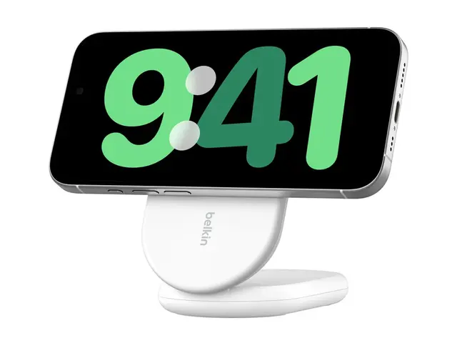 Belkin BoostCharge - Trådløst ladestativ magnetisk, sammenleggbar,...