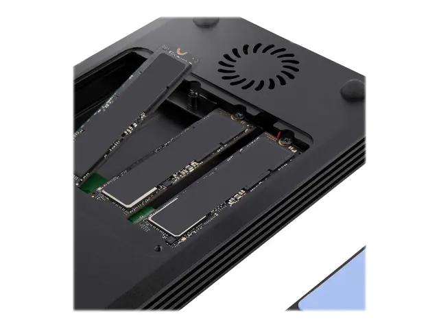 StarTech.com 4 Bay Thunderbolt 3 NVMe Enclosure, For M.2 Solid Sta...