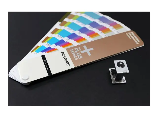 Brother TZe-315 - Standardklebemiddel hvitt på svart Rull (0,6 cm ...