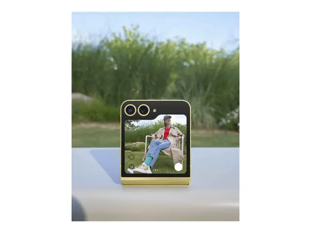 2nd-C Galaxy Z Flip6 256GB Yellow C-grade - Brukt 2 års garanti Gr...