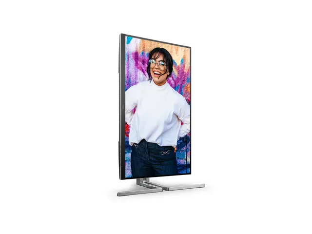 AOC Q27U3CV - Graphic Pro Series - LED-skjerm 27" - 2560 x 1440 QHD @ 75 Hz - IPS - 1000:1 - DisplayHDR 400 - 4 ms - HDMI, DisplayPort, USB-C - høyttalere - svart 